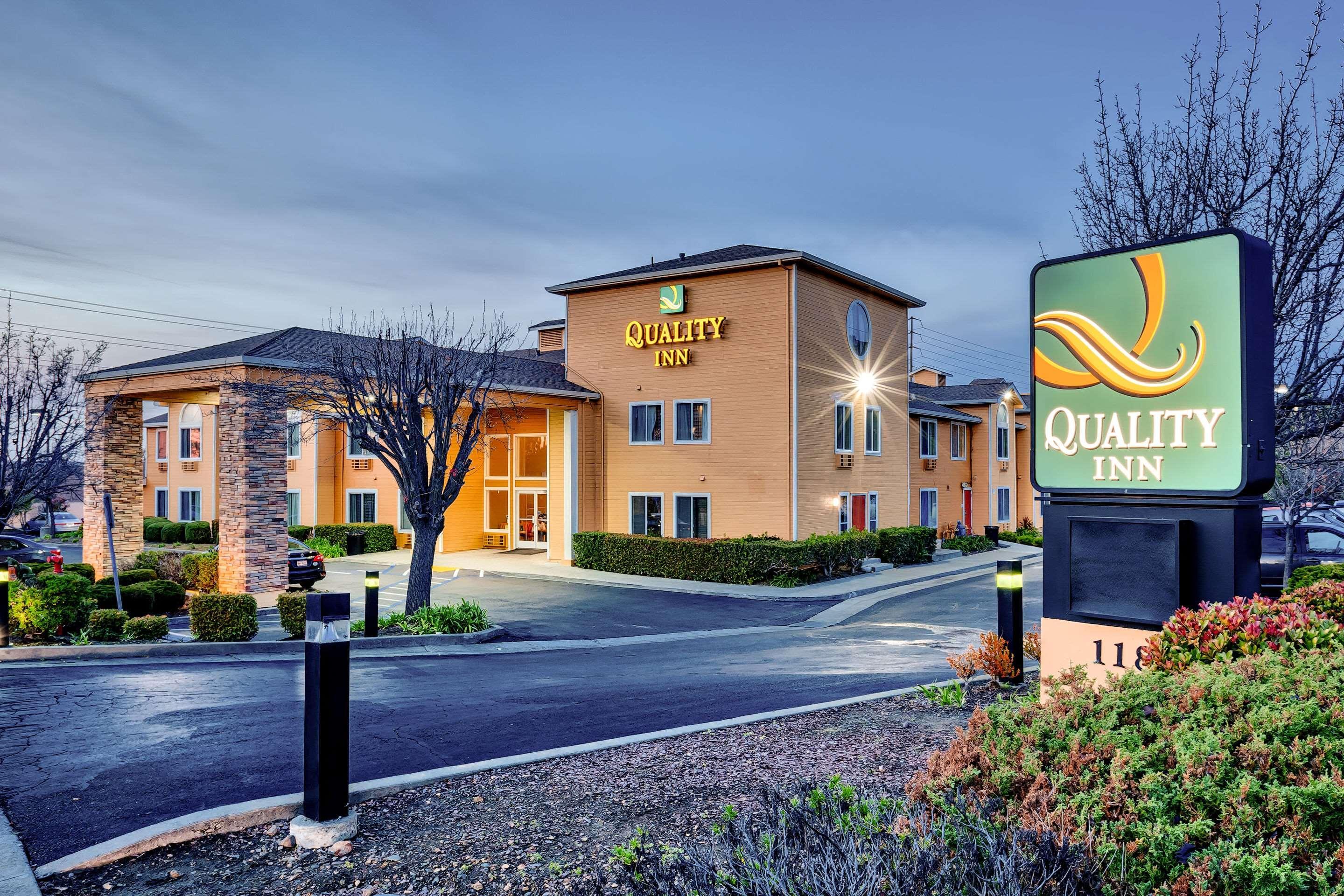 Quality Inn Near Six Flags Discovery Kingdom-Napa Valley Vallejo Exterior foto